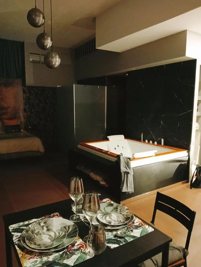 Suite Luxurya Bari Apartment
