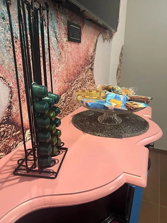 Suite Luxurya Bari 0*,  Italy