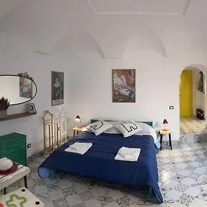 Casa Turchina , Napoli Italia